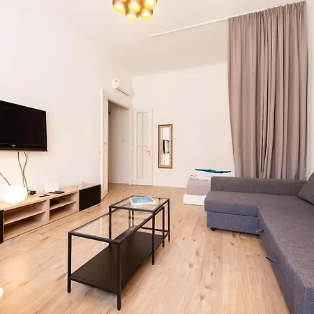 Budapest4U - New Apt In The Central Of Budapest Esterno foto